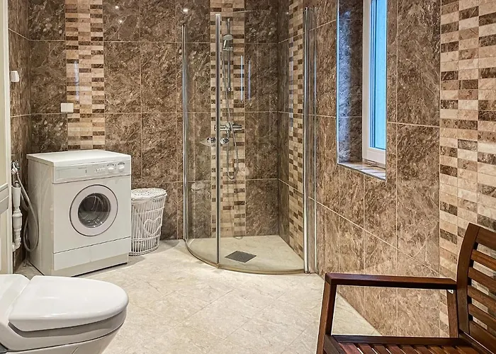 1 Bedroom In *